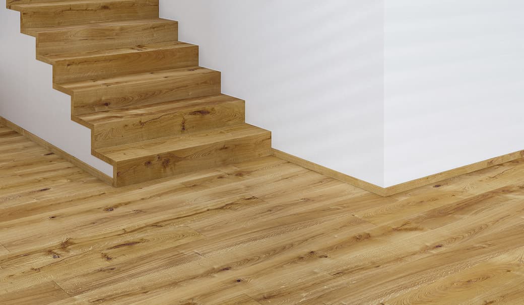 Warm honey-toned oak with a calm straight grain